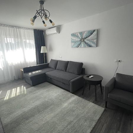 Vulcan Apartment Buzău Esterno foto
