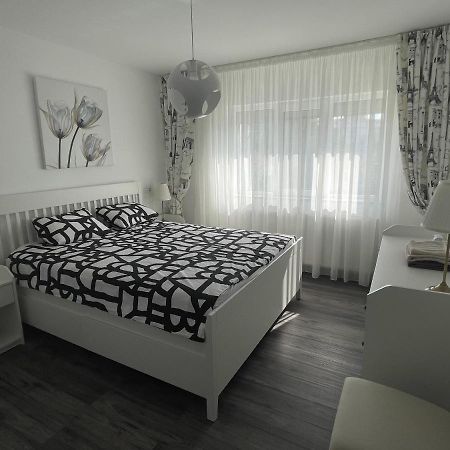 Vulcan Apartment Buzău Esterno foto