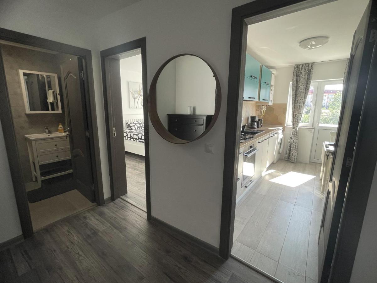 Vulcan Apartment Buzău Esterno foto